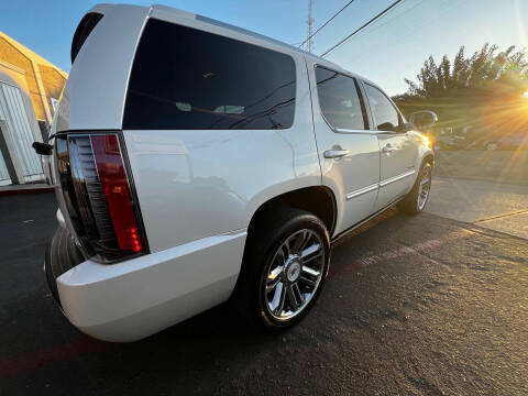 2014 Cadillac Escalade Premium