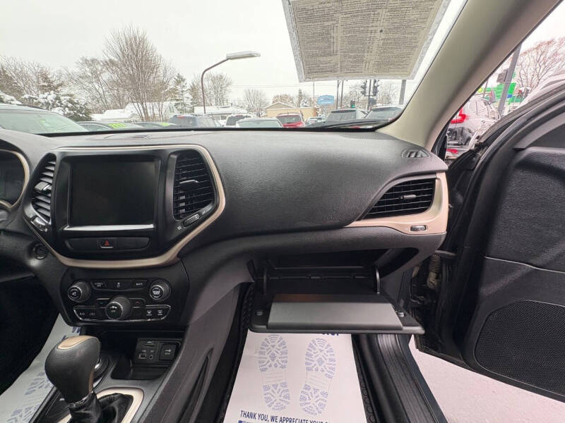 2017 Jeep Cherokee Latitude