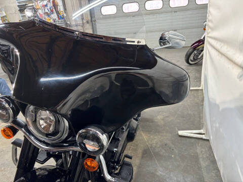 2018 Harley-Davidson FLHCS Heritage