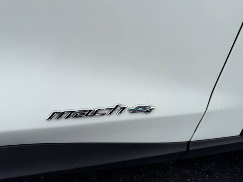 2024 Ford Mustang Mach-E Select