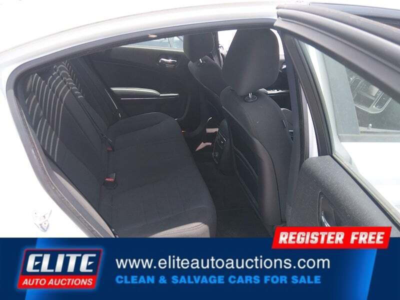 2012 Dodge Charger SE
