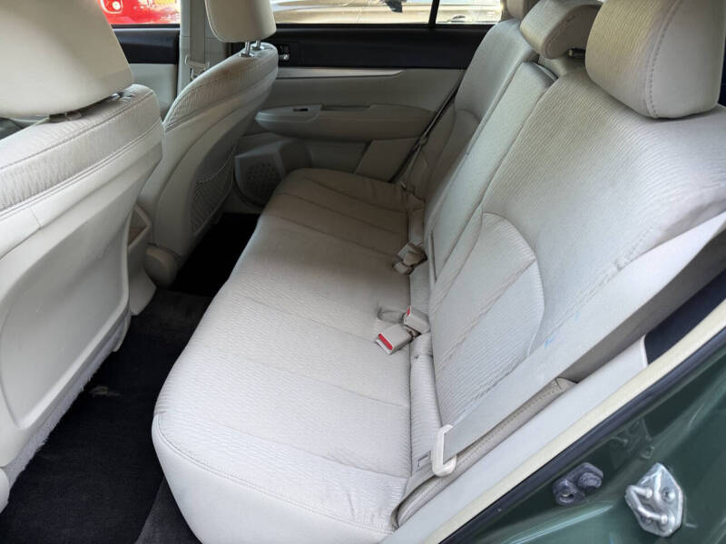 2012 Subaru Outback 2.5i Premium