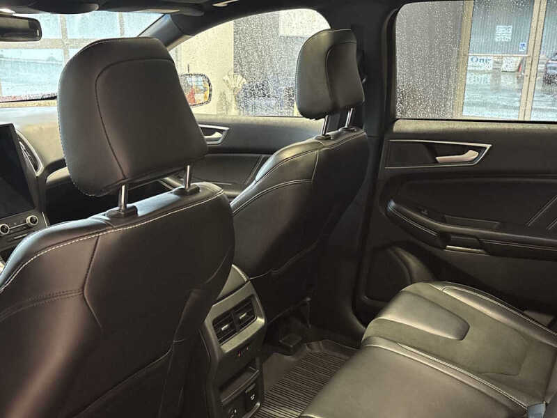 2022 Ford Edge ST