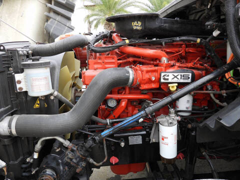 2019 International LT625