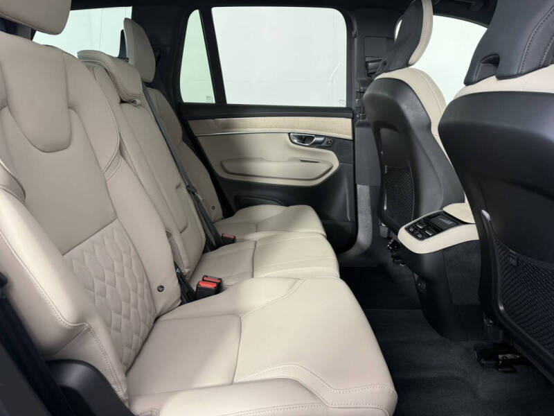 2026 Volvo XC90 B6 Plus 7P