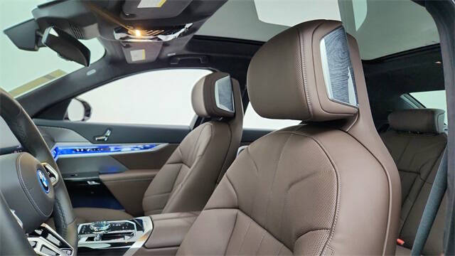 2024 BMW i7 eDrive50