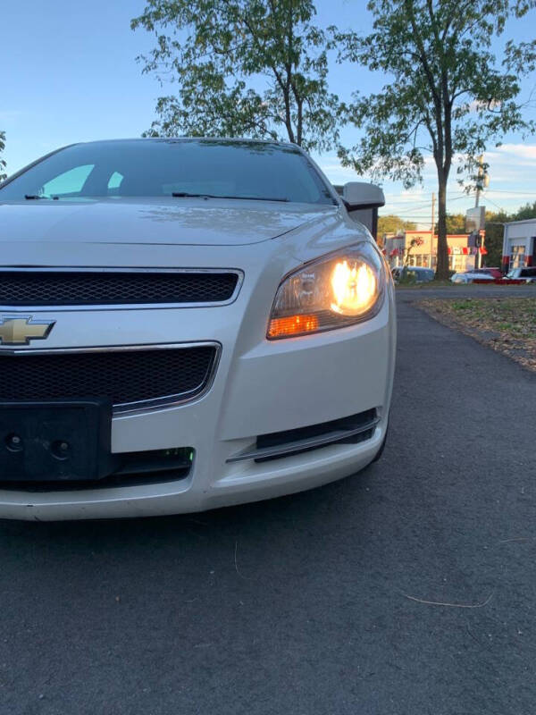 2012 Chevrolet Malibu 2LT photo 25