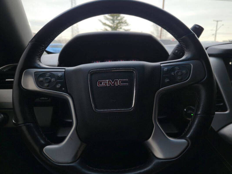 2015 GMC Yukon XL SLT