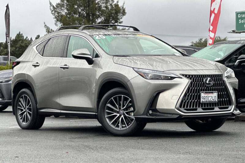 2025 Lexus NX 350h Premium