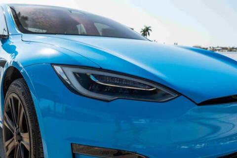 2022 Tesla Model S Plaid