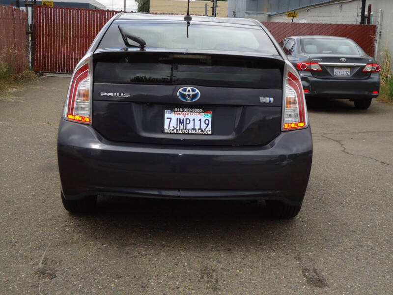 2015 Toyota Prius Four
