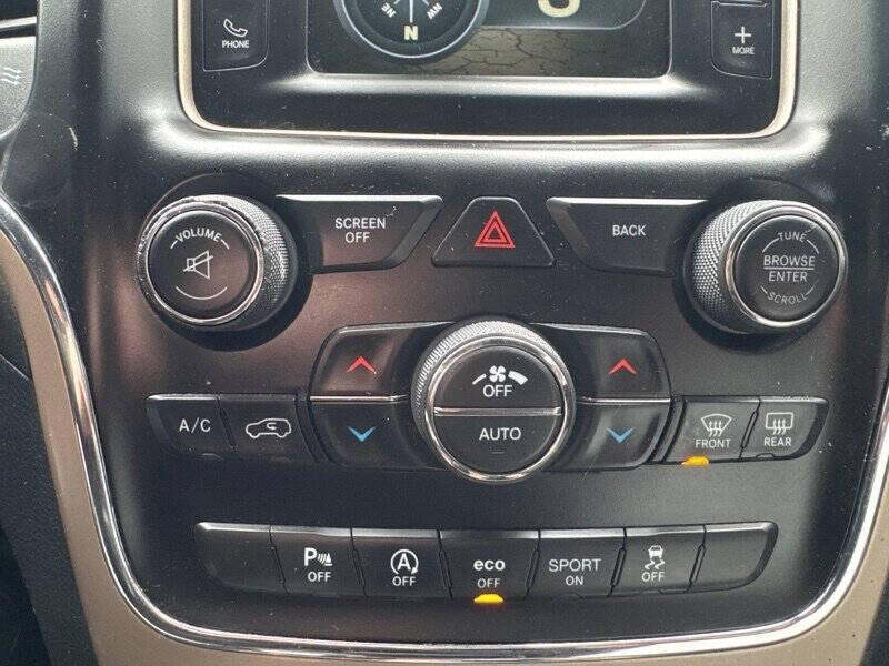 2017 Jeep Grand Cherokee Laredo