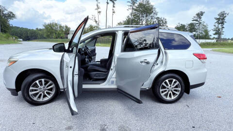 2013 Nissan Pathfinder Platinum