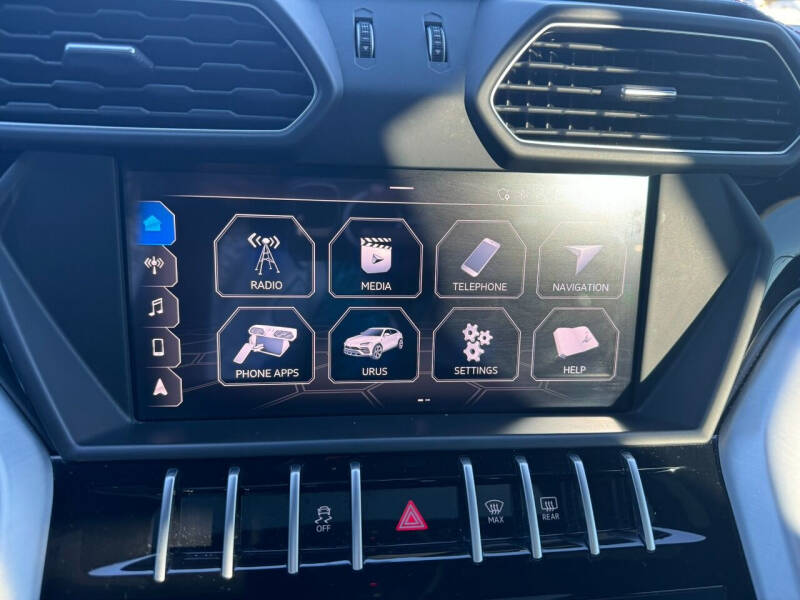 2019 Lamborghini Urus