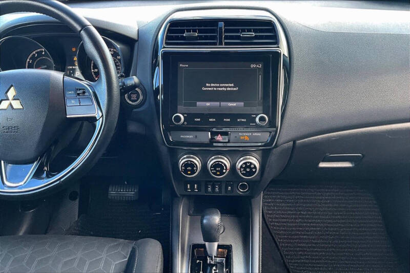 2020 Mitsubishi Outlander Sport SE