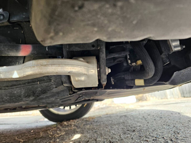 2005 Ford Thunderbird Deluxe