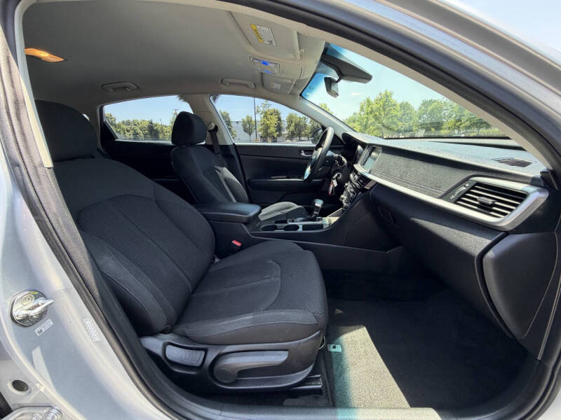 2019 Kia Optima S