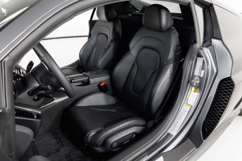 2011 Audi R8 5.2 quattro