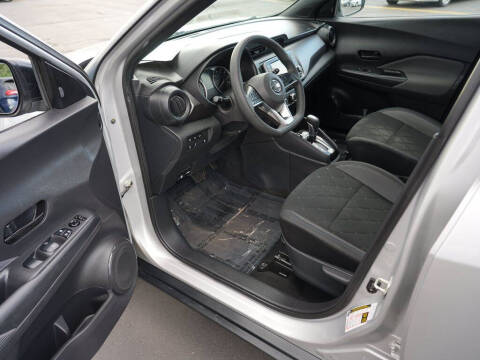 2020 Nissan Kicks S