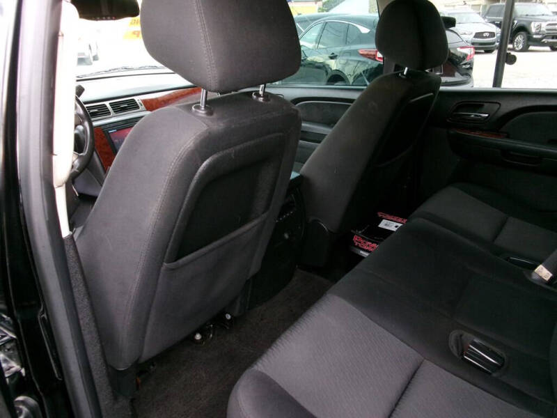 2013 Chevrolet Suburban LS