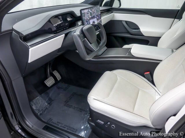 2022 Tesla Model X Plaid
