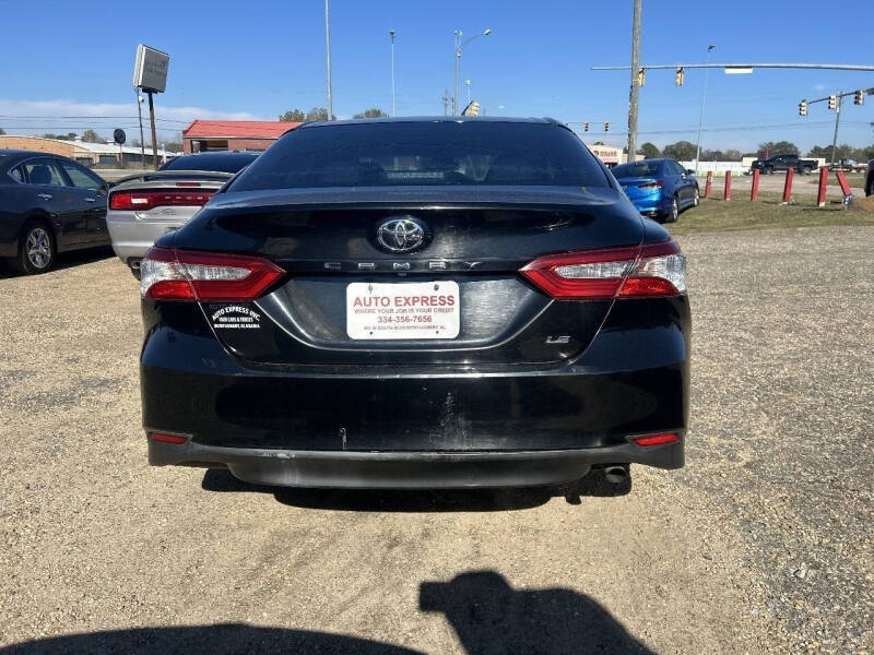 2018 Toyota Camry LE