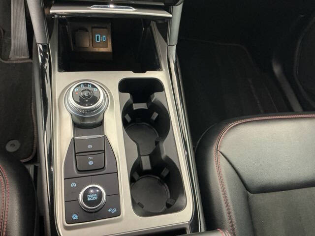 2024 Ford Explorer ST-Line