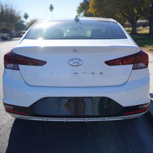 2019 Hyundai Elantra