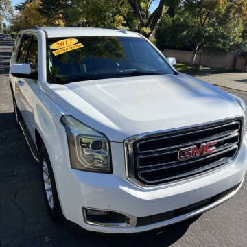 2017 GMC Yukon SLT