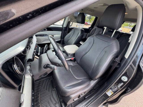 2022 Kia Carnival EX