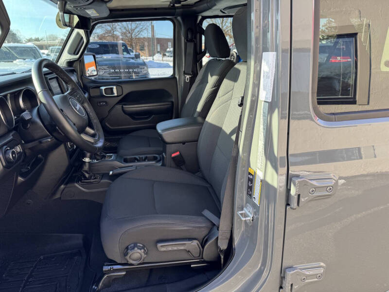 2022 Jeep Wrangler Unlimited Willys