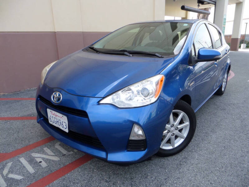 2012 Toyota Prius c Three