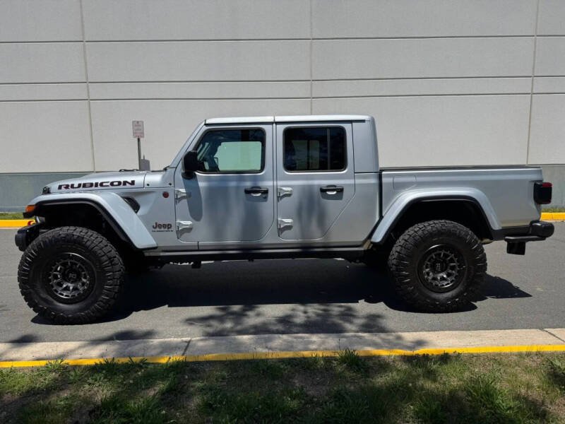 2024 Jeep Gladiator