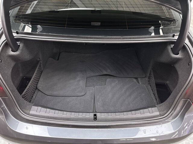 2022 BMW 3 Series 330i xDrive