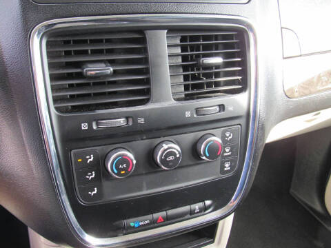 2013 Dodge Grand Caravan American Value Package