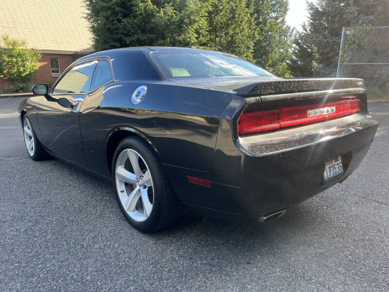2009 Dodge Challenger SRT8