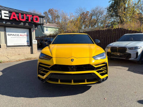 2020 Lamborghini Urus