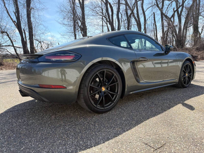 2025 Porsche 718 Cayman Style Edition