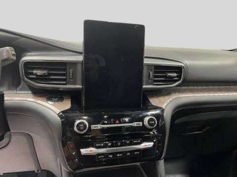 2022 Ford Explorer Platinum