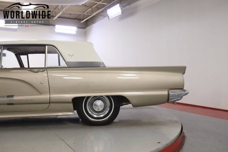 1959 Ford Thunderbird