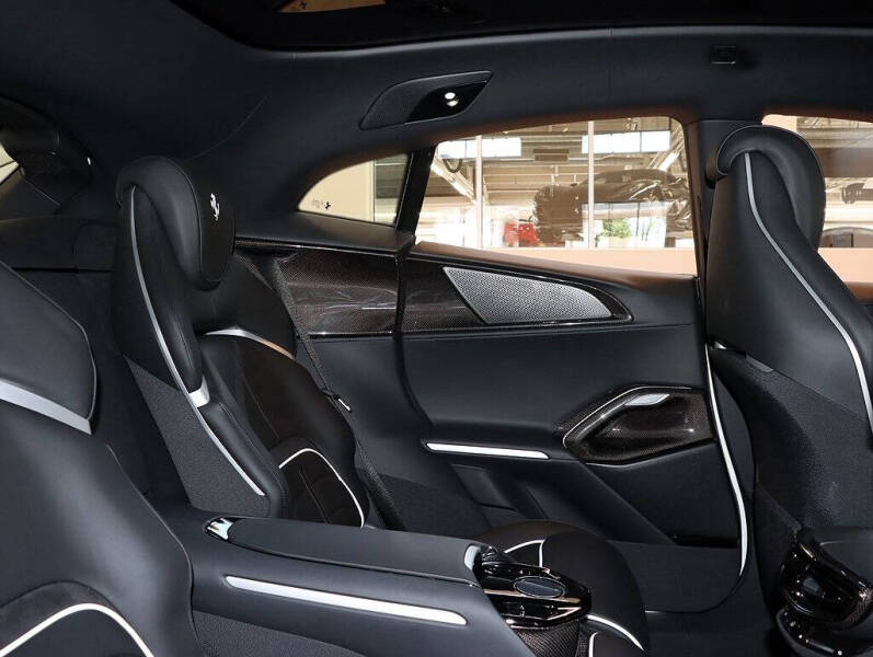 2024 Ferrari Purosangue