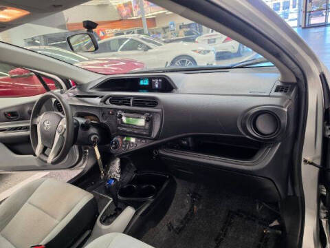 2013 Toyota Prius c One