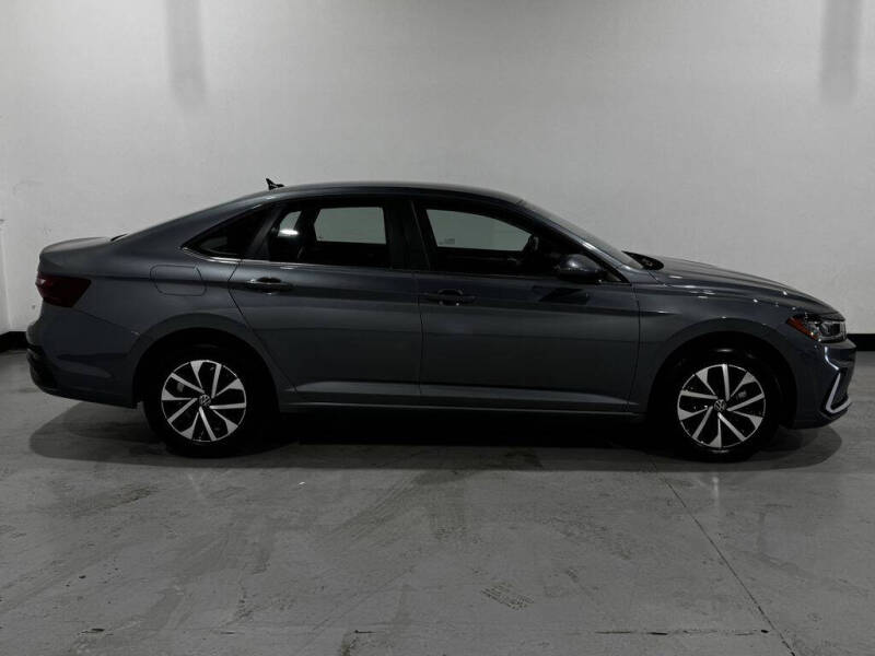 2025 Volkswagen Jetta S
