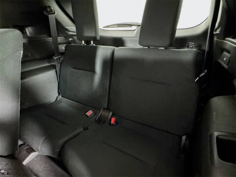 2023 Mitsubishi Outlander ES