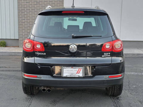 2011 Volkswagen Tiguan SE 4Motion