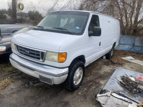 2004 Ford E-Series E-250