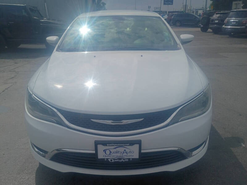 2016 Chrysler 200 Limited