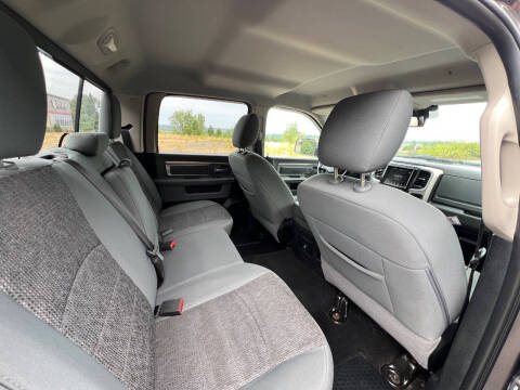 2017 RAM 1500 Big Horn