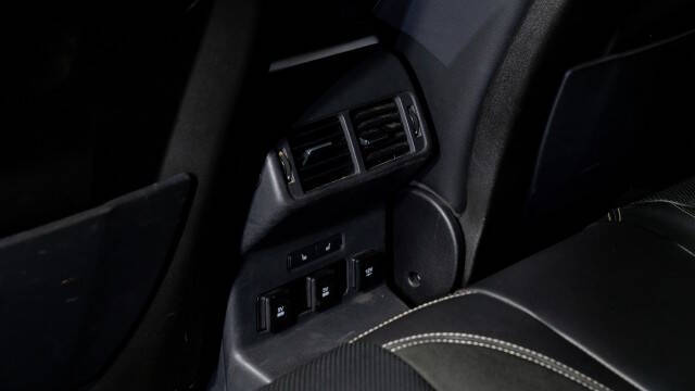 2018 Land Rover Range Rover Velar P250 R-Dynamic SE