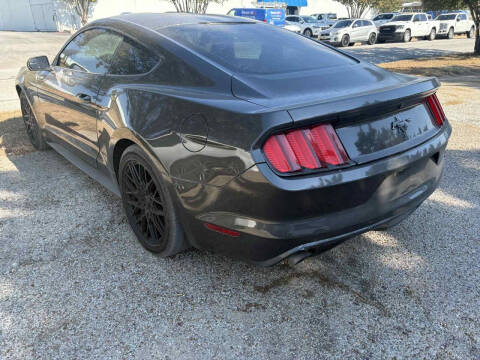 2017 Ford Mustang V6